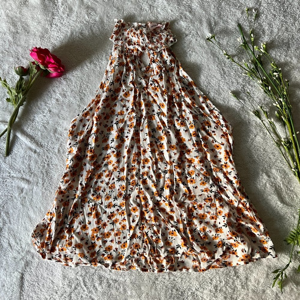 Francesca's Brinn Floral Keyhole High Neck Blouse - Orange Floral Top - Size M